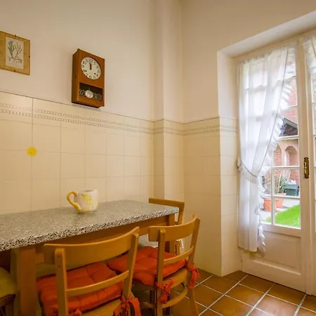 Semesterbostad Il Pozzo Dei Desideri Lu (Piedmont)