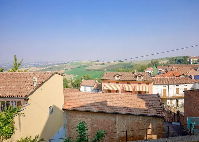 Grande Casa Con Giardino E Box Auto, 3 E 3 Bagni 펜션