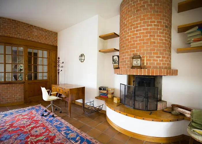 Hébergement de vacances Grande Casa Con Giardino E Box Auto, 3 E 3 Bagni *