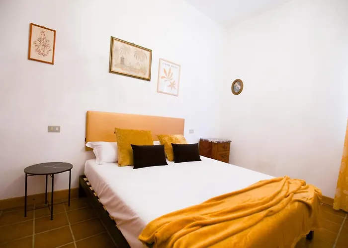 펜션 Grande Casa Con Giardino E Box Auto, 3 E 3 Bagni 루